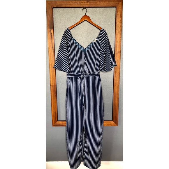 hint of blush Pants - Striped V-Neck Romper